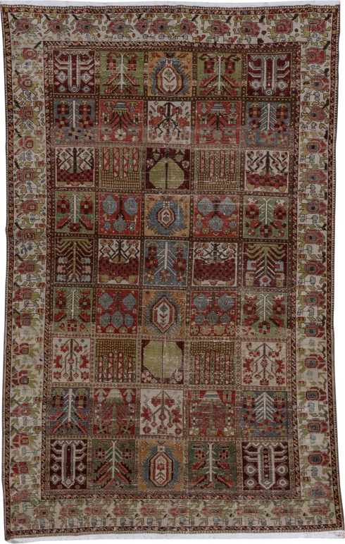 Antique Baktiary Area Rug (6' x 10')